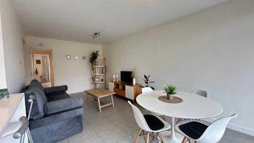 Mar del Plata Apartment | Depto Al B - Depto Zona Playa Grande para 4 PAX Con Cochera - Hola Sur