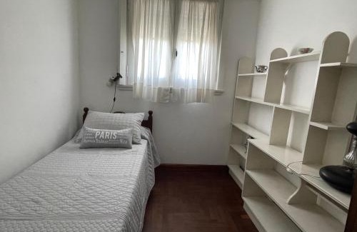 Mar del Plata Apartment | Depto Plaza Colón- luminoso