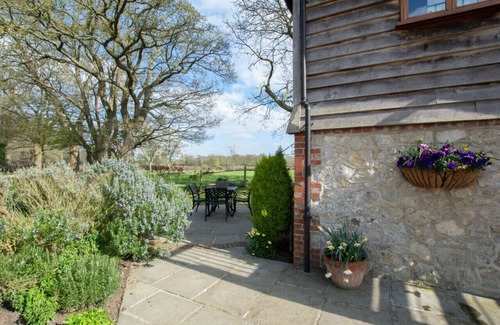Smarden House | Dering Cottage - Two Bedroom House, Sleeps 3