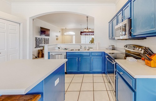 Ocotillo House | Desert escape with a pool, enclosed yard & washer/dryer - close to downtown