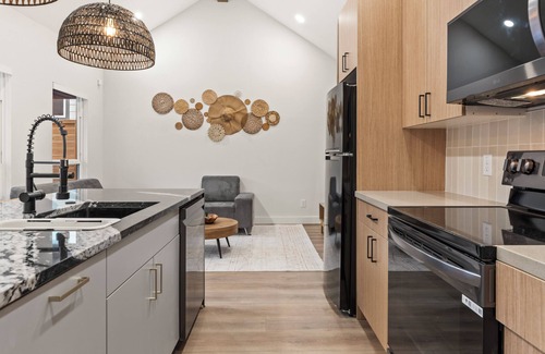 Greater East End House | Desert Rose Duo: Modern Home + Stylish Tiny House @EastEndRevitalized