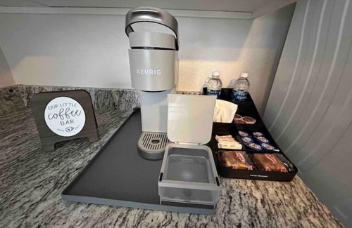 Lake Havasu City Apartment | Desert Rose - Fully Renovated, Close to lake and trails, boat RV parking. Clean!