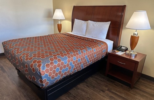 Northeast Heights Hotel | Desert Sands Inn & Suites