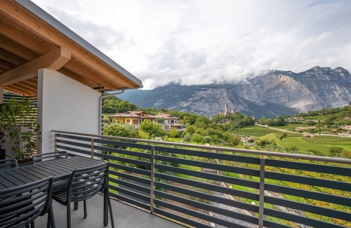 Drena Apartment | Design and nature, your corner of paradise surrounded by greenery