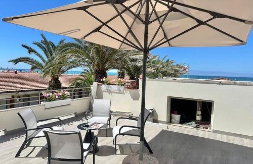 Lido di Camaiore Apartment | Design apartment on the beach