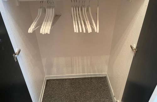 Ruettenscheid Apartment | Design Apt. Messe HBF Uniklinik perfekt für 3