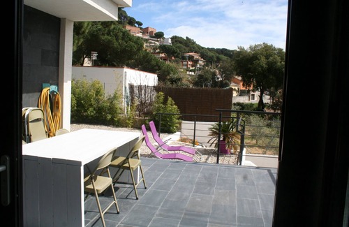 Vilanova del Valles House | Design Villa near the beach and city barcelona