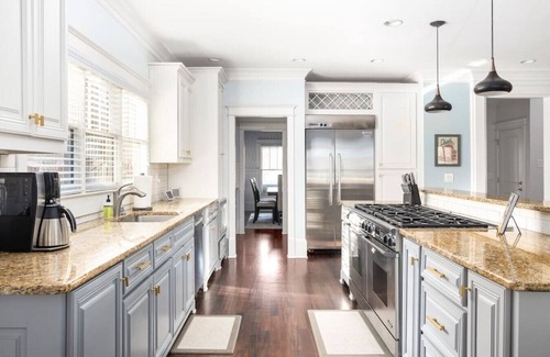 East Side House | Designer Atlanta Home — Walkable to Emory & Downtown