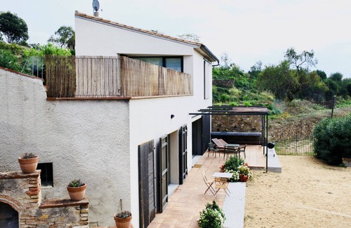 Alella House | Designer house close to Barcelona in an amazingly scenic setting