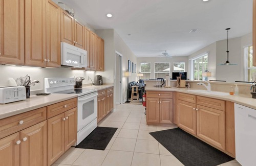 Biggar House | Desirable South Fort Myers Heated Pool Home! Gated Community, Close to Beaches, Parks & Shopping!