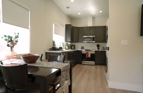 San Jose Apartment | DETACHED ADU: SAN JOSE CITY HALL - SJSU 2B/2B