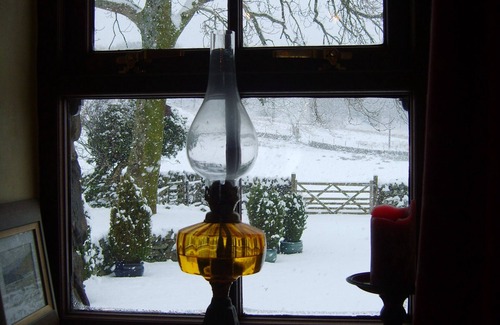 Dolgellau Cottage | Detached authentic Welsh cottage with magnificent views and large mature garden