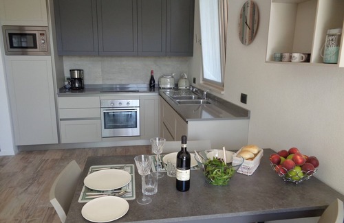 Roe Volciano House | Detached house and pool