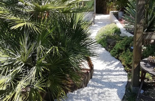 Lion-sur-Mer House | Detached house with exotic garden, swimming pool near landing beaches