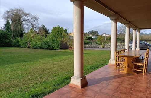 La Isla House | Detached house with large garden, perfect for families.
