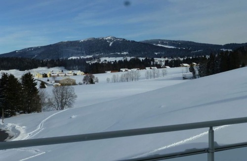 Premanon House | Detached house with unobstructed view of Les Rousses.