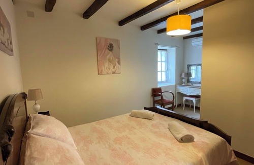 Villetoureix Other | Detached stone Farmhouse, 1/3 acre, stunning views, near lake and river beaches