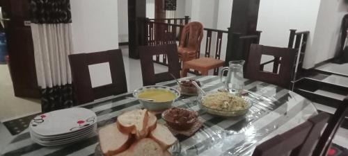 Hildummulla Bed & Breakfast | Devil mountain guest