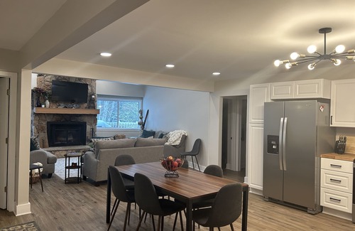 Alanson House | Devils Elbow Cottage on Crooked River near Burt Lake with HOT TUB!