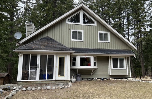 D'Arcy House | Devine Escape, fresh mountain air.