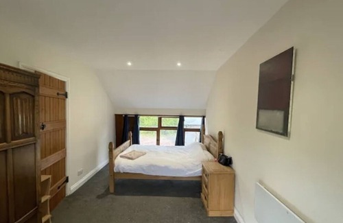 Much Birch House | Dews Barn, Country Half Acer Field Retreat