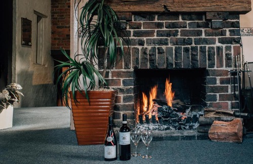 Stawell Hotel | Diamond House Heritage Restaurant and Motor Inn