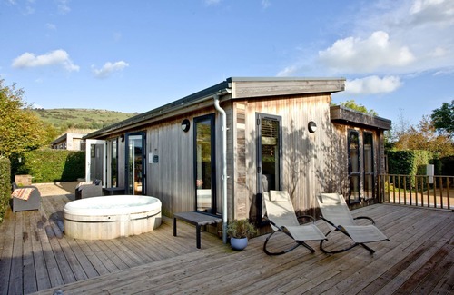 Cheddar Cabin | Diamond Lodge, Strawberryfield Park