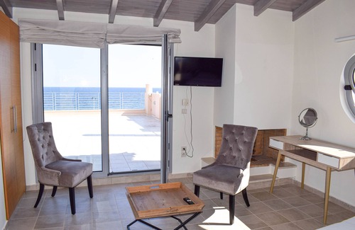 Spata-Artemida Villa | Diamond Sea View Artemida near to the Airport