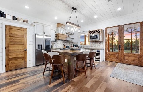 Pickens Cabin | Diamond Sunset Retreat w/Pool, Hot Tub, Game Room & Stunning Outdoor Spaces!