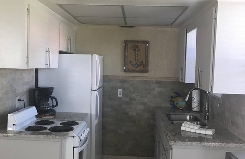 St. Pete Beach Condo | DID NOT FLOOD, ground floor! St. Pete Beach Condo. Gulf view, great location!