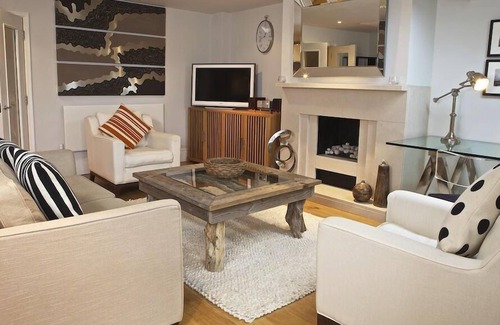 Dartmouth Apartment | Diddly Squat, 43 Dart Marina, DARTMOUTH
