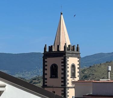 Bronte Apartment | Dietro la Matrice