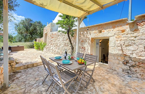 Ostuni Villa | Dimora Tra Gli Ulivi With Private Jacuzzi, Ostuni, Italy