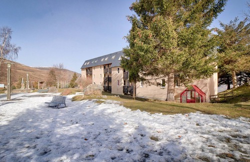 Genos Apartment | Direct access to the slopes - flat for 4