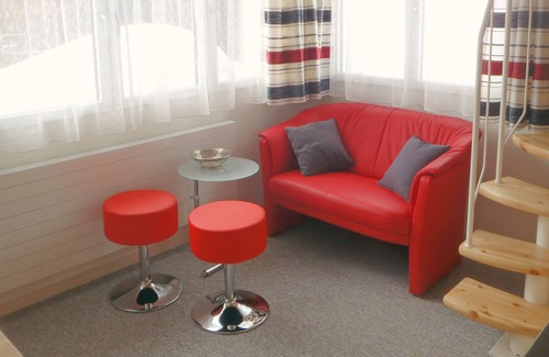 Arosa Apartment | Direct access to Train Station, Cable Car, Chair Lift and home run, free WI-FI