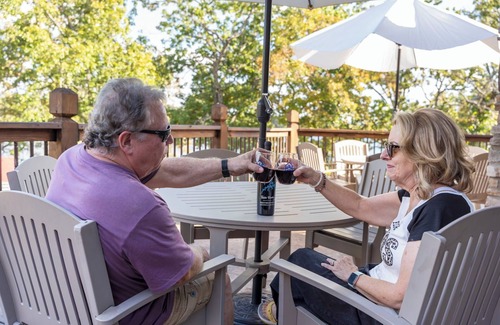 Branson House | Direct Lakefront with Views, Air Hockey, Close to Sdc with Free Tickets!