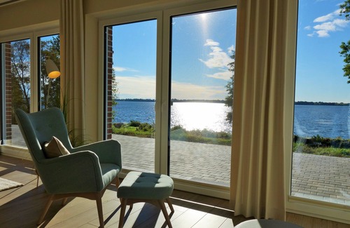 Klein Wittensee Apartment | Direct lakeside location, fantastic lake view, large balcony. Terrace, Baltic Sea 12 km, quiet location