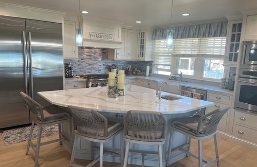 Ocean Bluff-Brant Rock House | Direct ocean front property on gorgeous Fieldston Beach. Steps from the ocean .