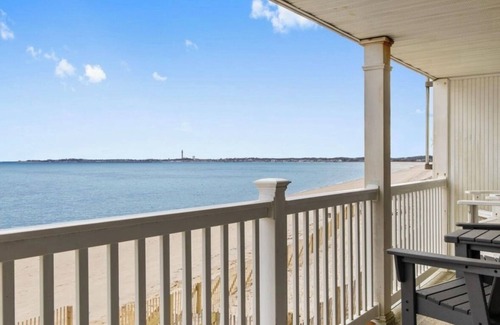 Cape Cod Condo | DIRECT OCEANFRONT YEAR ROUND! nPRIVATE BEACH 2bedrm/2bath sleeps 6 park/4 cars