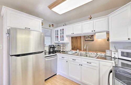 Strawberry Cabin | Direct Trail Access & Deck: Bright Pine Cabin!