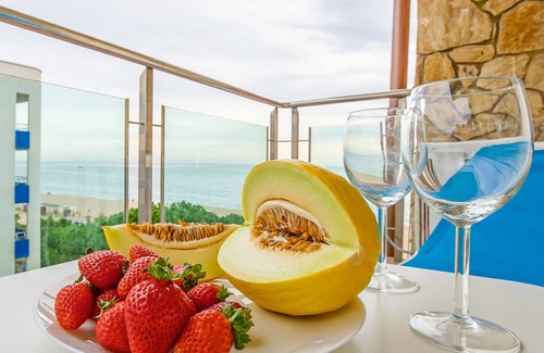 Malgrat de Mar Apartment | Directly at the beach, pool, sea view, A/C, Wifi