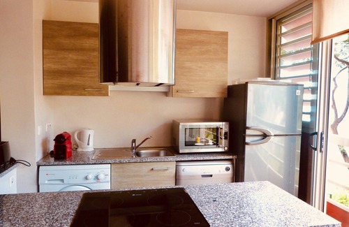 Arue Apartment | Directly on the beach, in a 4* hotel, comfortable apartment