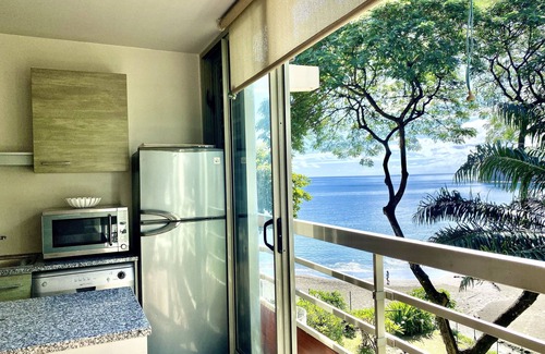 Arue Apartment | Directly on the beach, in a 4* hotel, comfortable apartment