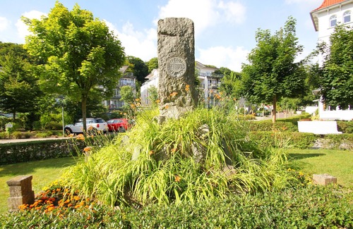 Binz Apartment | Directly on the beach promenade, balcony with sea view - Aparthotel Ostsee FeWo 35