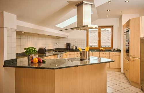 Pelham Apartment | Directly on the lake, Chiemsee/Chiemgau region, 167 m³ of modern living space