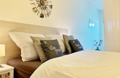 Wurster Nordseekuste Apartment | Direkt am Deich! Ferienwohnung de Prigg