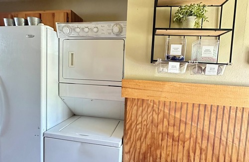 Biloxi Cabin | Disc golf, kayaks, or fish on private Cabin! Near stores, casinos, beaches!