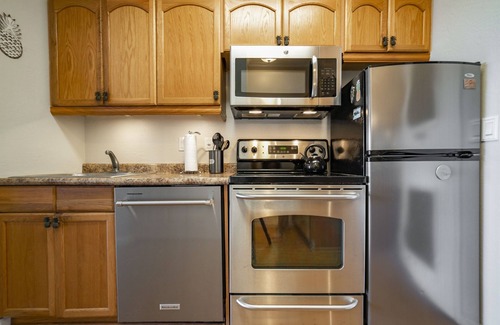 Kahana Condo | DISCOUNT Sept/Oct/Nov/Dec - Oceanfront Studio!
