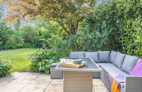 Waren Mill Cottage | Discover coastal tranquility in Millhouse Cottage on Budle Bay.