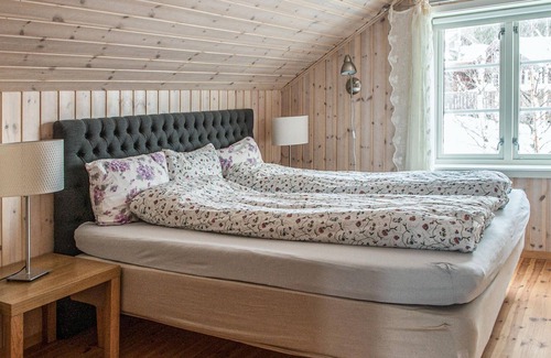 Fagerhaug House | Discover Norway with this cozy vacation home.
